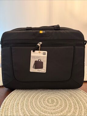 Case Logic Black 15.6" Laptop Attaché Briefcase